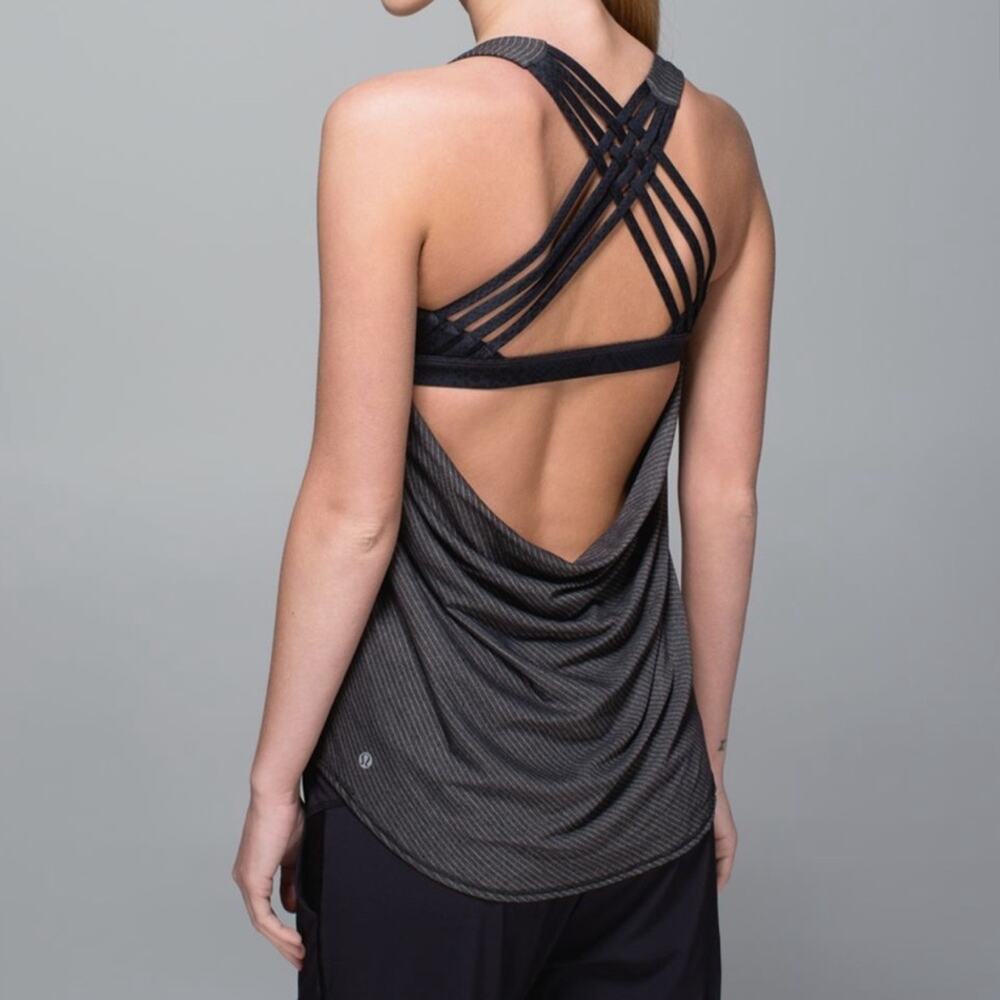 Lululemon Athletica Wild Tank heathered gray black yoga wicking luxtreme size 10